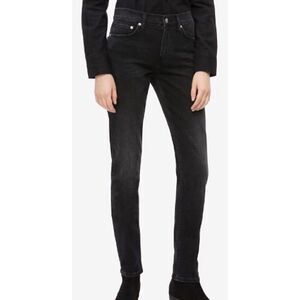 💎 Calvin Klein Mid Rise Slim Leg Jeans Black
